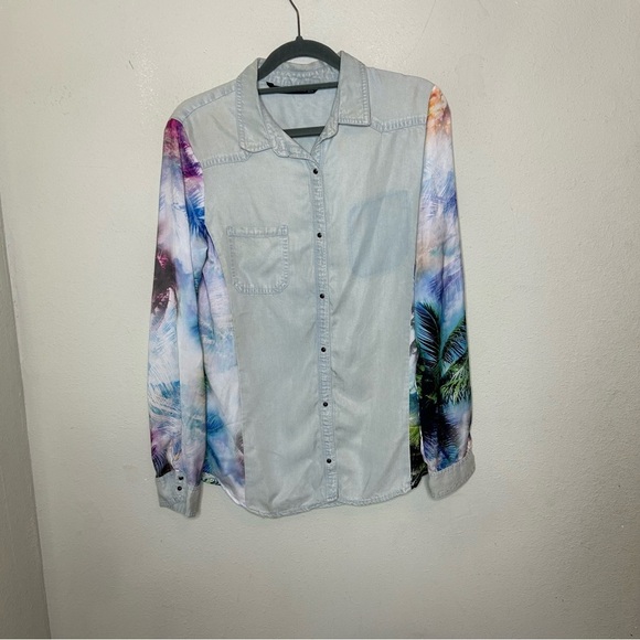 Zara Chambray Casual Button Down Shirt with Contrast Sleeves Size Medium - Picture 1 of 6